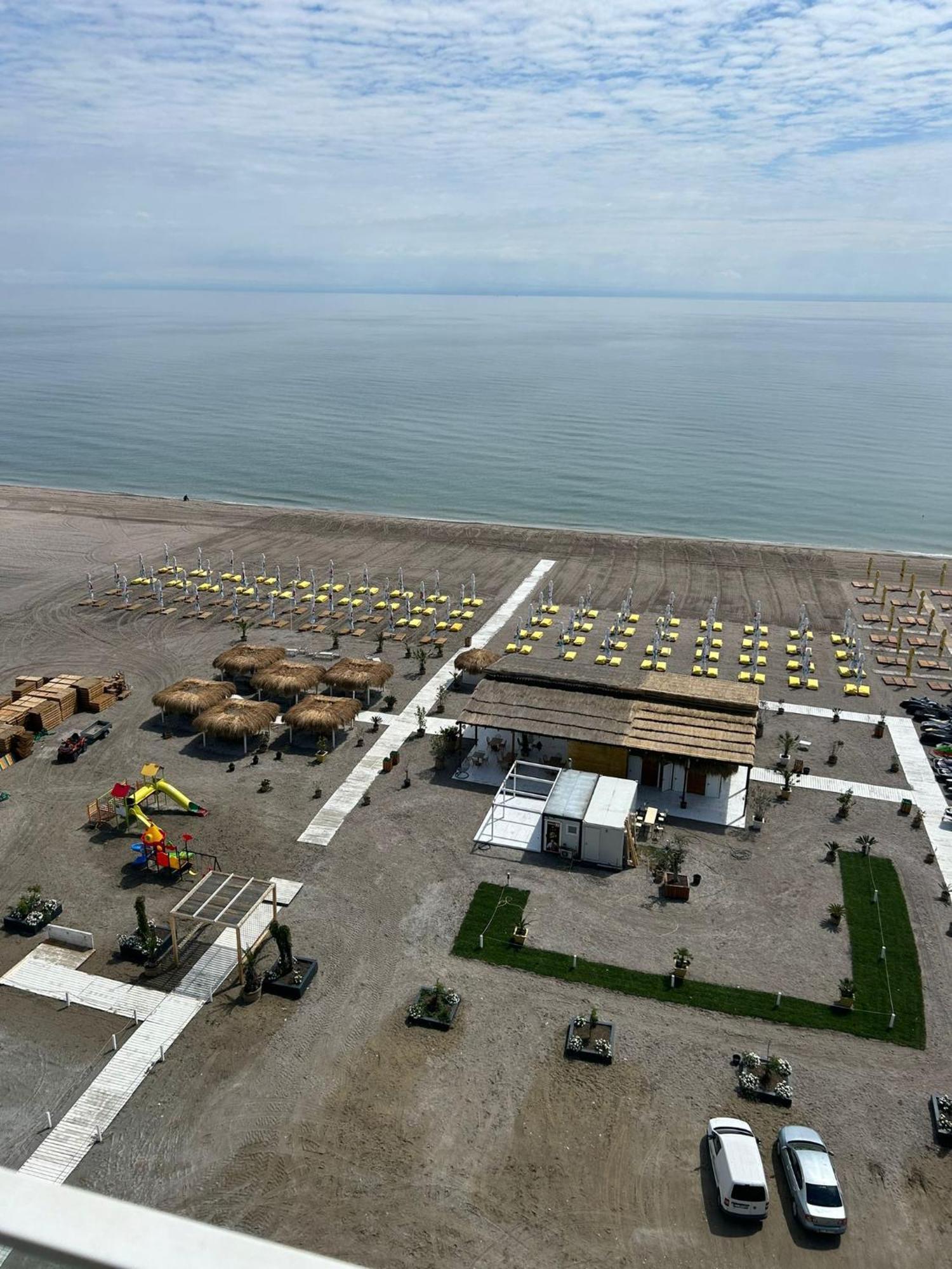 Sea On Aparthotel Mamaia Exterior foto